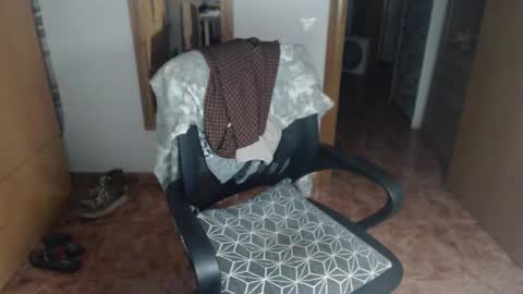 lobosolitario73 online show from October 2, 1:04 am