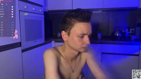 Snapshot of logan_mett chatting on October 18, 2:27 am Logan online show from October 18, 2:27 am
