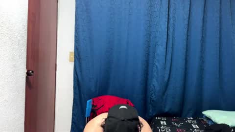 Snapshot of logan_x3 chatting on October 20, 4:39 am Logan online show from October 20, 4:39 am