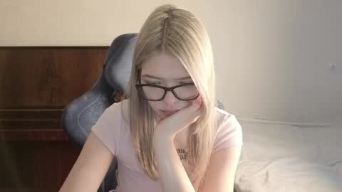 Logan and Katana online show from March 27, 1:45 pm