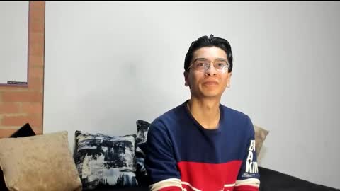 Snapshot of logannick chatting on October 17, 8:07 am Logan online show from October 17, 8:07 am