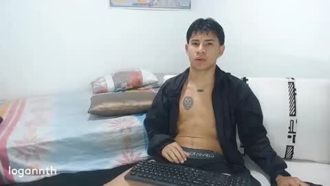 logannthh online show from February 19, 9:28 am