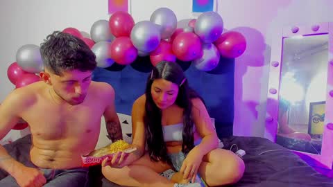 Loggan and aria online show from December 2, 5:08 am