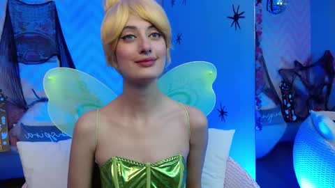 Snapshot of lola_creamy chatting on October 20, 4:12 pm Lola online show from October 20, 4:12 pm