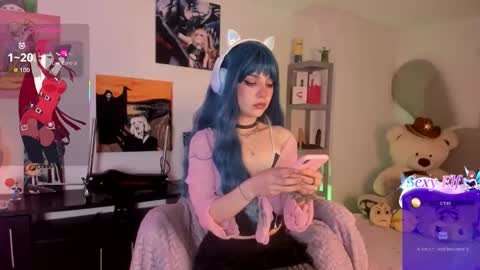 Lola Bunny online show from February 13, 2:09 pm