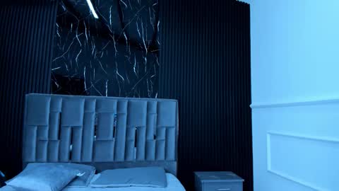 Lola Angel online show from October 11, 8:01 pm