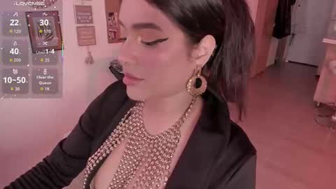 lolaasmith_21 online show from October 26, 6:07 pm