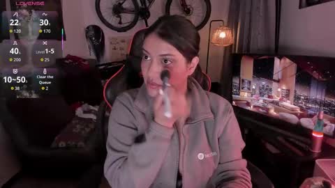 lolaasmith_21 online show from January 16, 4:54 am