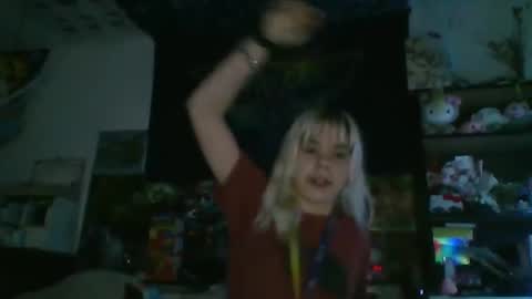 Snapshot of lolalixx6969 chatting on December 6, 12:51 am Lola Lixx online show from December 6, 12:51 am