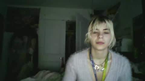 Snapshot of lolalixx6969 chatting on January 15, 12:09 am Lola Lixx online show from January 15, 12:09 am