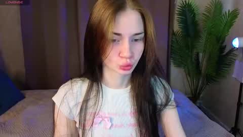 Lola online show from February 26, 9:34 am