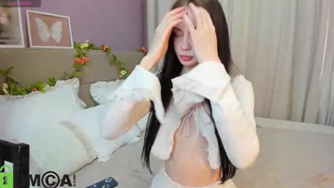 Snapshot of lolatwizz chatting on September 9, 8:25 am Lola online show from September 9, 8:25 am