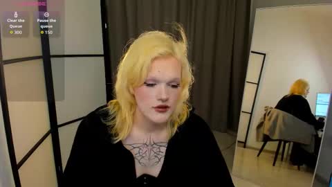 lollita online show from March 16, 5:55 am