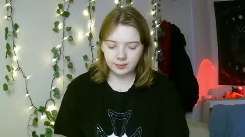 Lilly online show from March 12, 2:23 pm