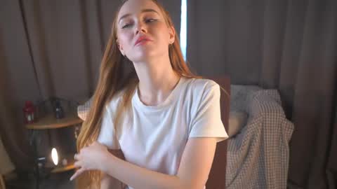 Mary online show from May 23, 1:07 pm