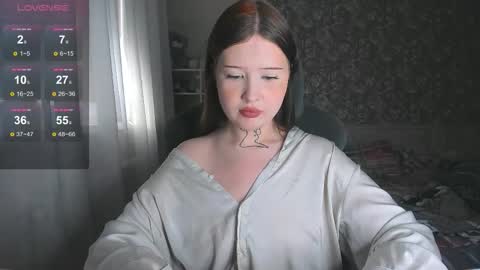 lona online show from October 21, 12:54 pm