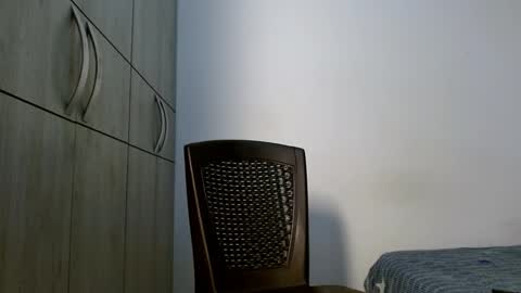 lonelydick2002 online show from February 11, 11:14 am