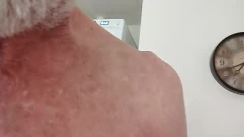 lonesomej69 online show from February 15, 9:52 am