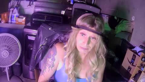 Snapshot of longbeachcd69 chatting on September 26, 3:47 am longbeachcd69 online show from September 26, 3:47 am