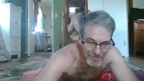 Snapshot of longbowrider555 chatting on October 2, 1:32 pm Jeff online show from October 2, 1:32 pm