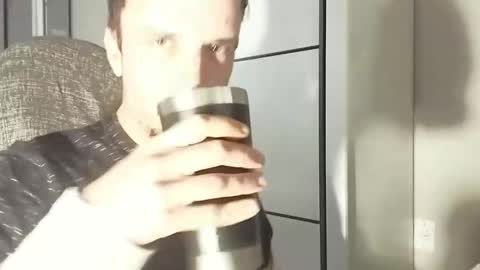 Lucas online show from March 6, 2:49 pm