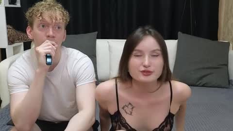 Jean and Isa right couple Mark and Eva left couple online show from April 11, 12:42 pm