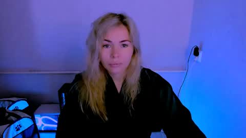 Lora online show from May 8, 2:50 am