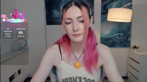 Snapshot of loradimmick chatting on October 18, 11:14 am Lora online show from October 18, 11:14 am