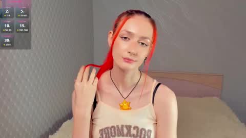 Snapshot of loradimmick chatting on September 12, 8:38 am Lora online show from September 12, 8:38 am