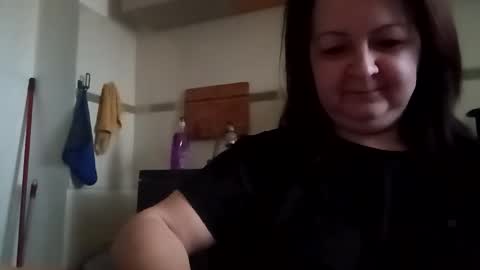 Lora online show from January 31, 10:31 am