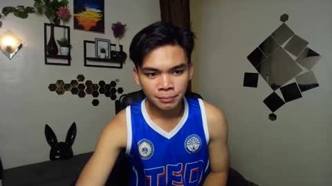 lord_hotasian online show from February 23, 11:34 am