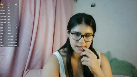 Snapshot of lorenasofia chatting on October 7, 5:14 am sofia online show from October 7, 5:14 am