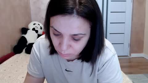 LorraGrey online show from February 17, 7:07 am