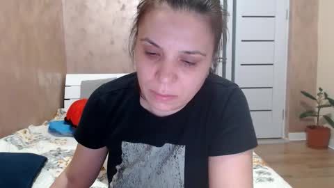 LorraGrey online show from April 1, 7:33 pm