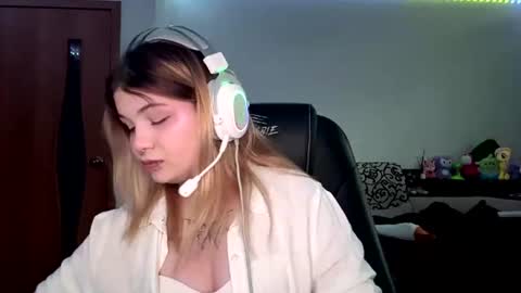 Stasha online show from July 8, 9:02 am