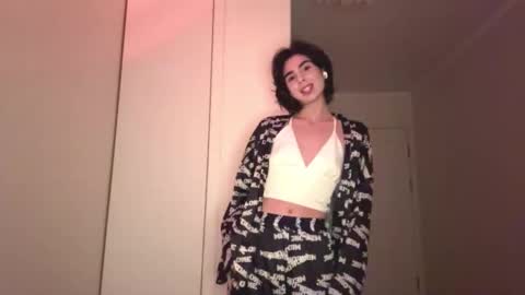 Amy online show from March 24, 4:02 pm