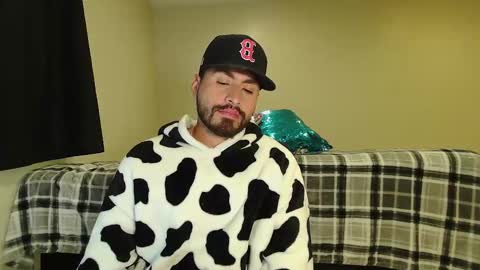 Snapshot of los_juanes chatting on October 9, 11:21 pm JUAN  JUAN online show from October 9, 11:21 pm