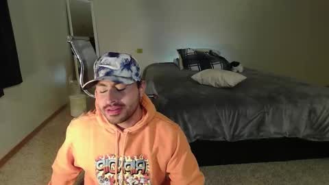 JUAN  JUAN online show from December 15, 6:53 am