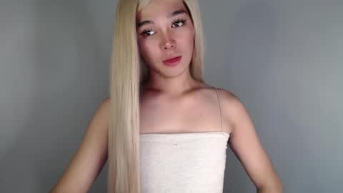 louilalicious online show from March 6, 11:25 am