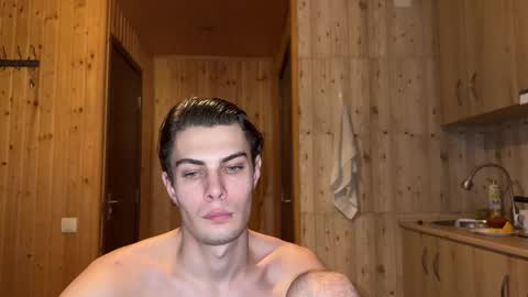 Mark online show from January 6, 5:06 pm