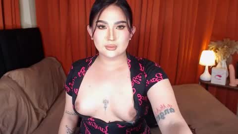 Louisse online show from May 22, 7:15 am