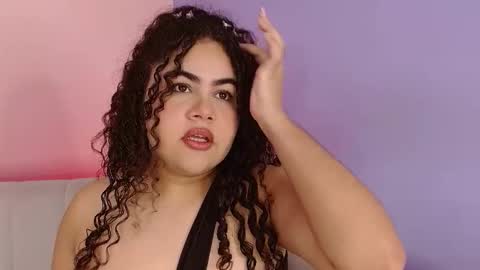Snapshot of lourdes_moon22 chatting on October 20, 2:22 pm lourdes_moon22 online show from October 20, 2:22 pm