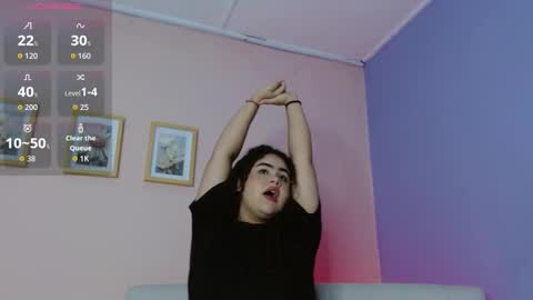 Snapshot of lourdes_moon22 chatting on October 1, 2:38 pm lourdes_moon22 online show from October 1, 2:38 pm