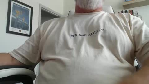 love2c2c2 online show from April 4, 6:04 pm