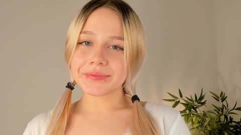 Eva online show from November 12, 1:13 pm