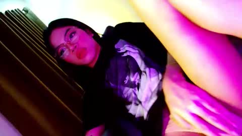 Seren online show from March 27, 3:45 am