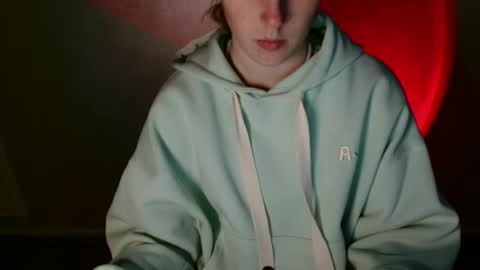 Vivian online show from January 10, 1:16 pm