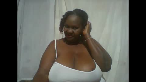 Lynn online show from November 3, 3:02 pm