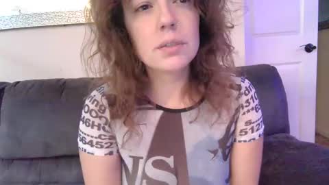 Snapshot of loveconnie chatting on September 30, 11:42 am Connie Rae online show from September 30, 11:42 am
