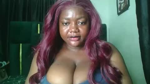 mila online show from February 25, 11:52 pm